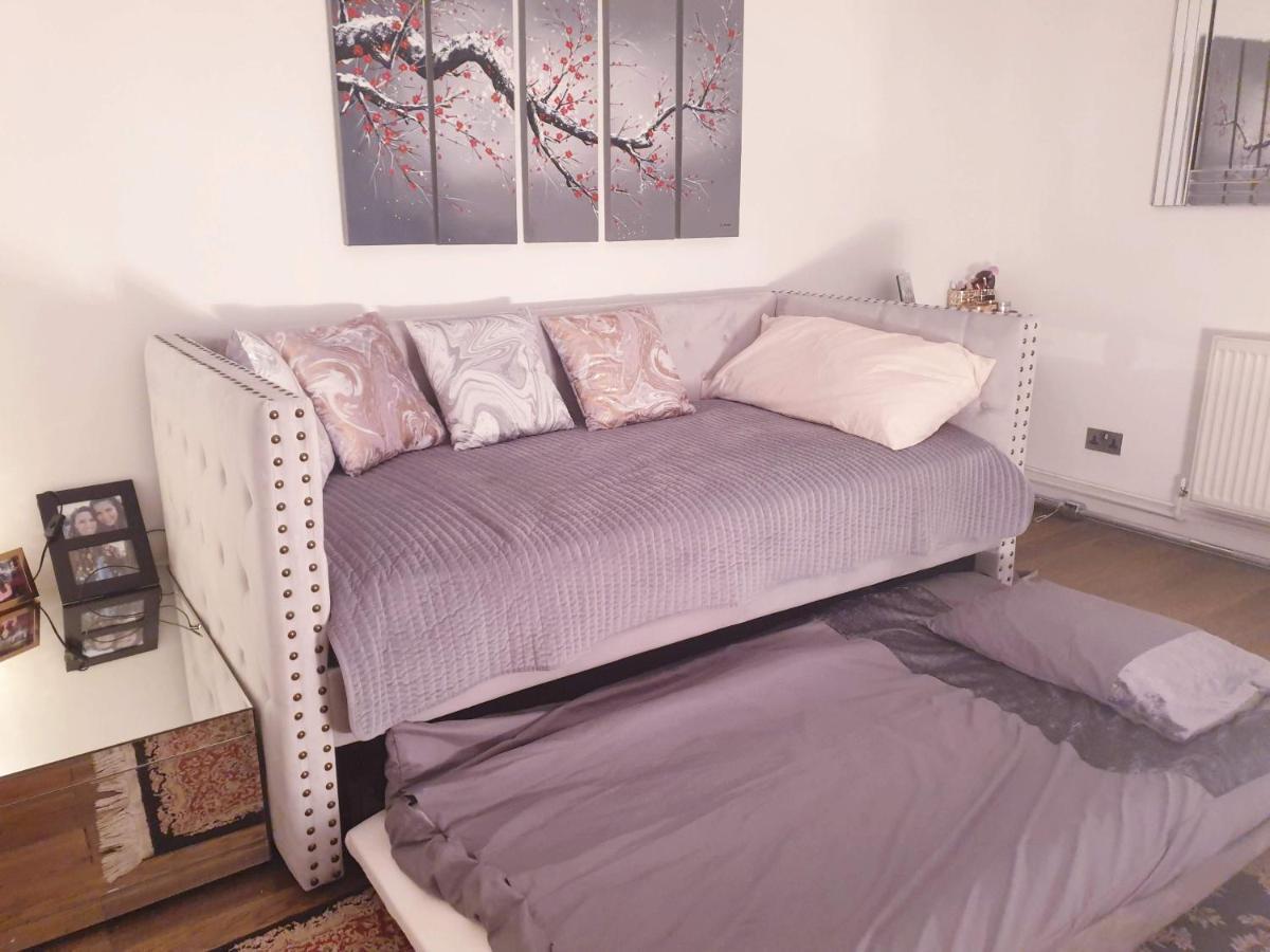Cozy Muswell Hill 1-Bedroom Flat Londra Esterno foto