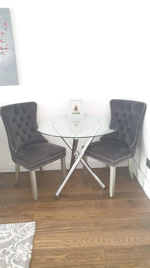 Cozy Muswell Hill 1-Bedroom Flat Londra Esterno foto