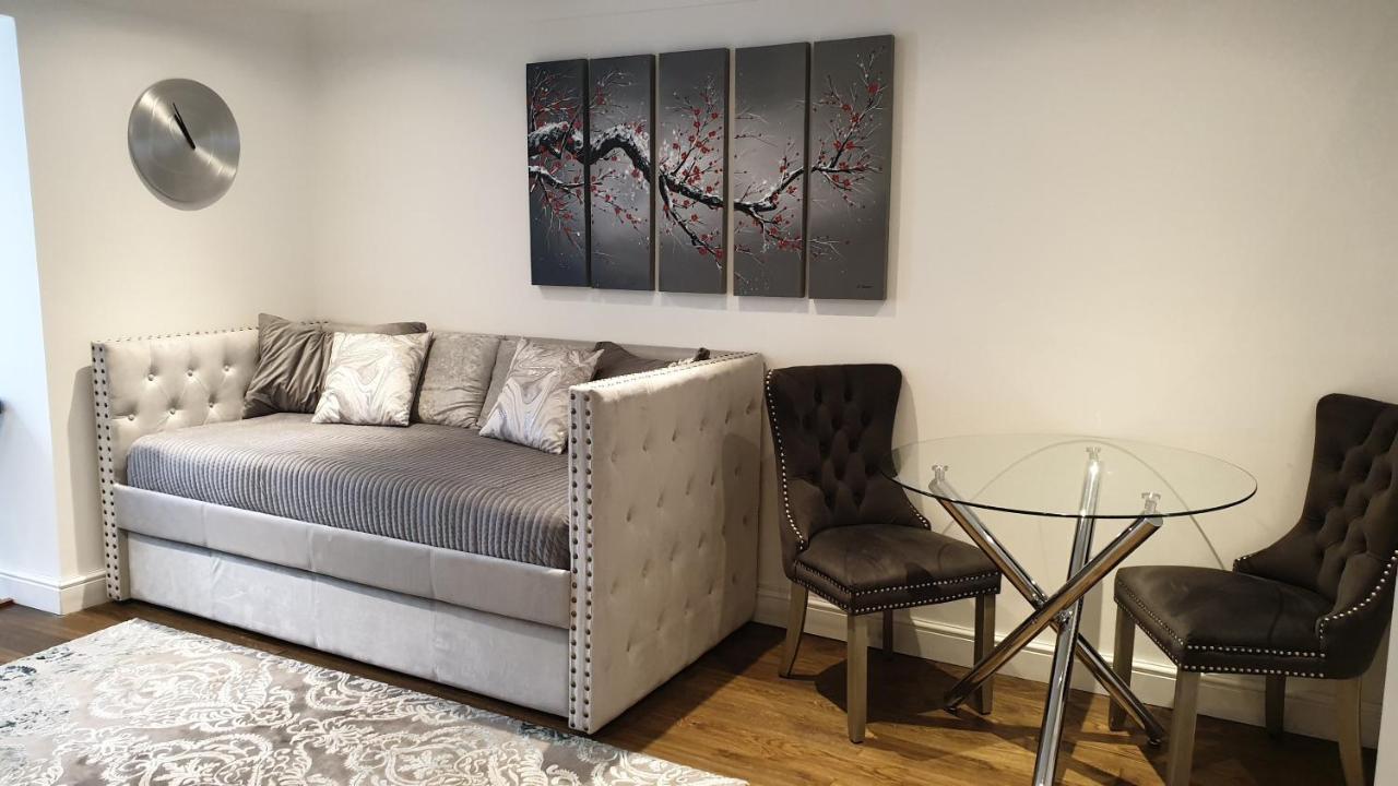 Cozy Muswell Hill 1-Bedroom Flat Londra Esterno foto