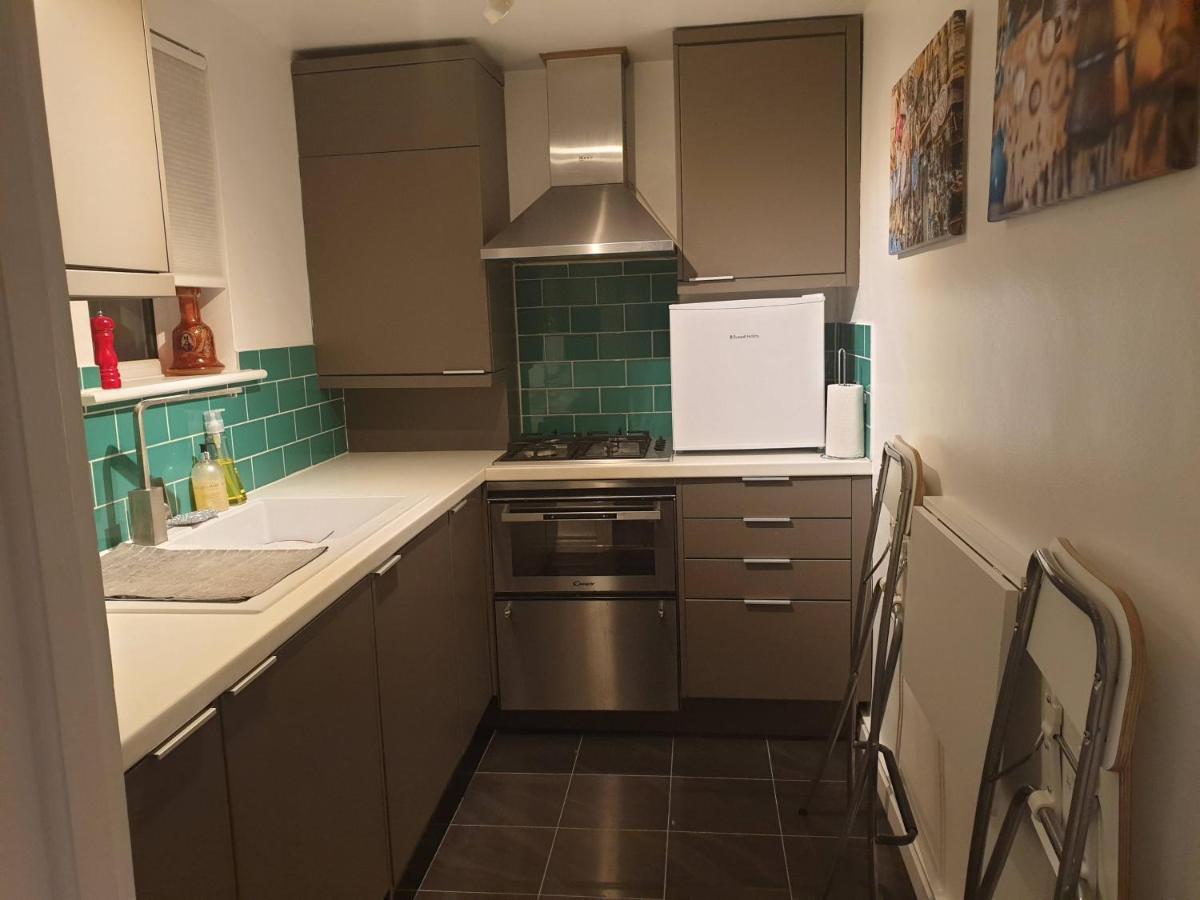 Cozy Muswell Hill 1-Bedroom Flat Londra Esterno foto
